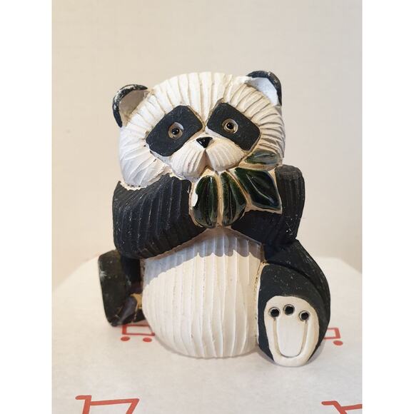 DeRosa Rinconada Panda Ceramic Figurine - Picture 1 of 2